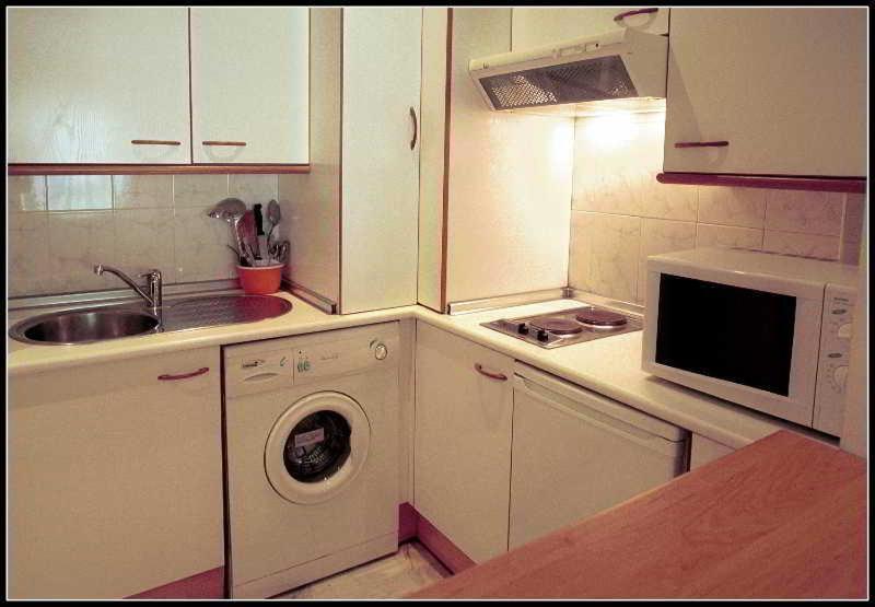 Apartamentos Vertice Bib Rambla إشبيلية الغرفة الصورة