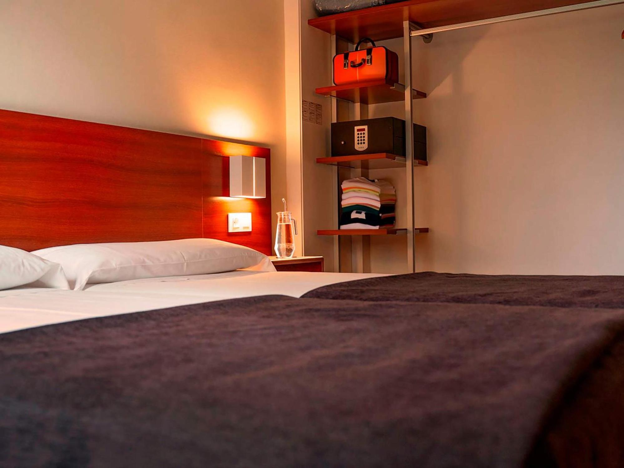 Apartamentos Vertice Bib Rambla إشبيلية المظهر الخارجي الصورة