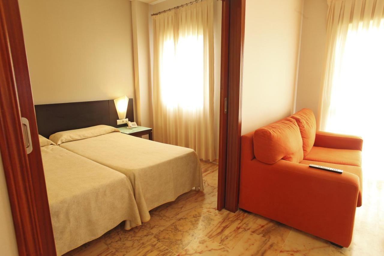 Apartamentos Vertice Bib Rambla إشبيلية الغرفة الصورة